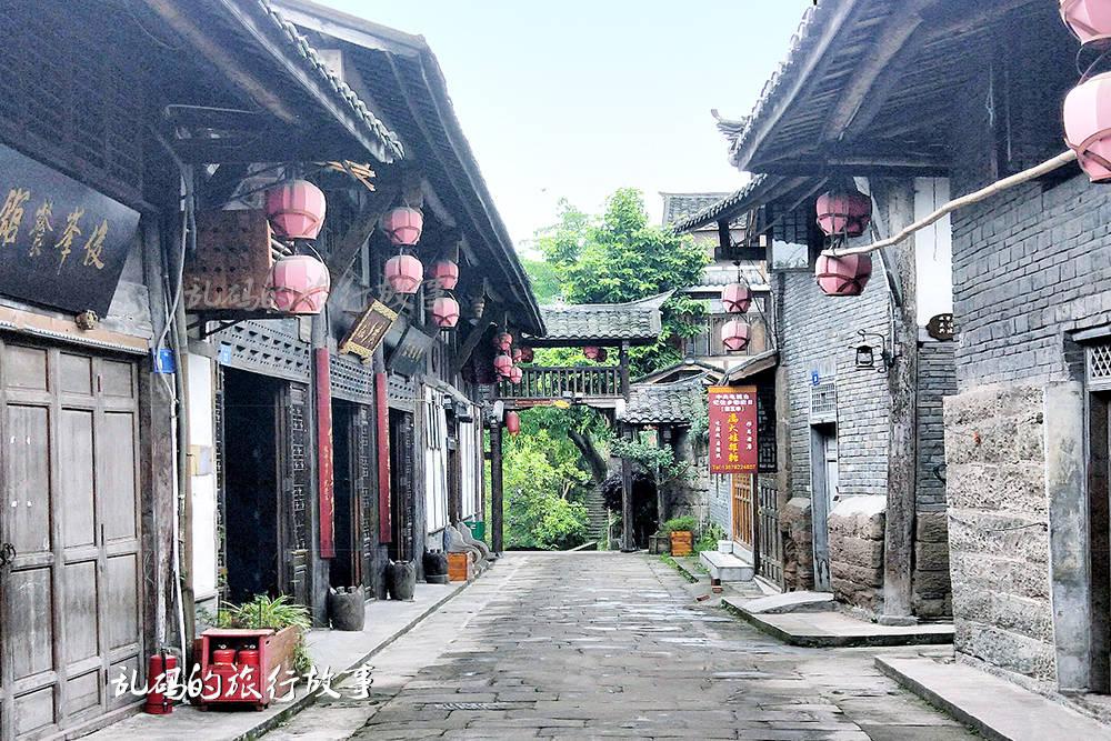 褶皱系列连衣裙版型结构设计图解